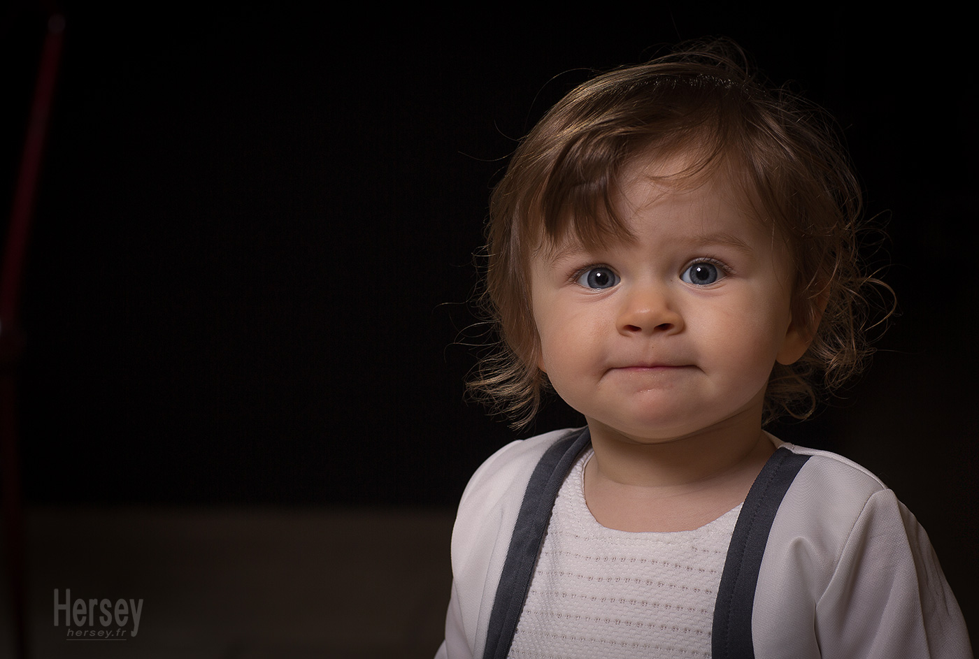 Photo jeune enfant photographe © Hersey Photographe portrait Uzès Nîmes