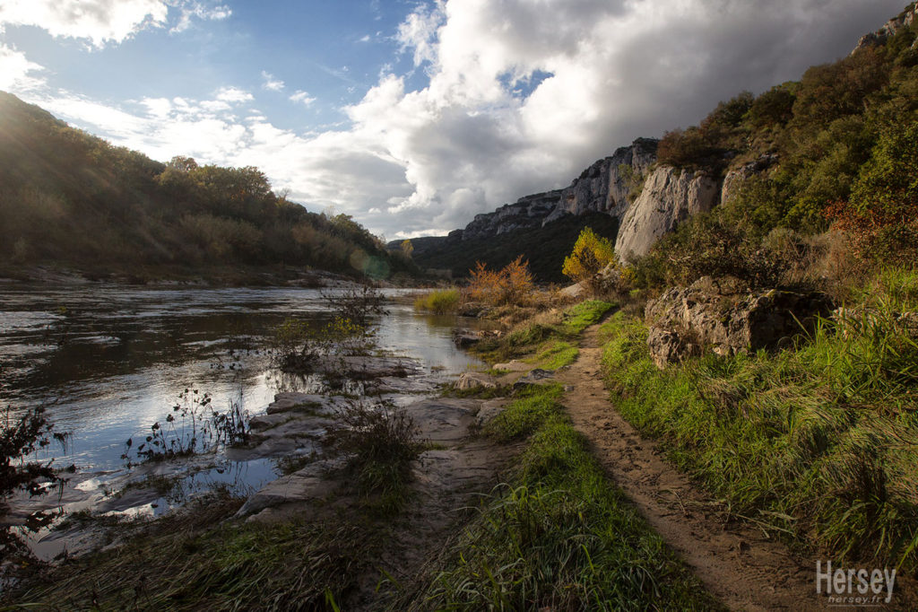 Photo Gorges du Gardon Collias Gard Occitanie 30 © Hersey Photographe