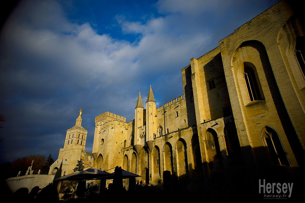 photo palais des papes à Avignon Vaucluse France © Hersey Photographe
