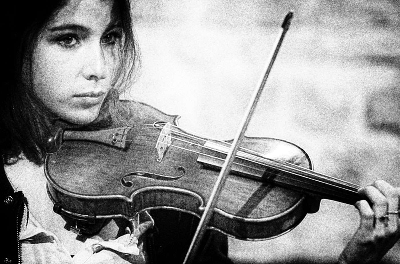 photo jeune musicienne violoniste © Hersey Photographe Uzès Nîmes Gard