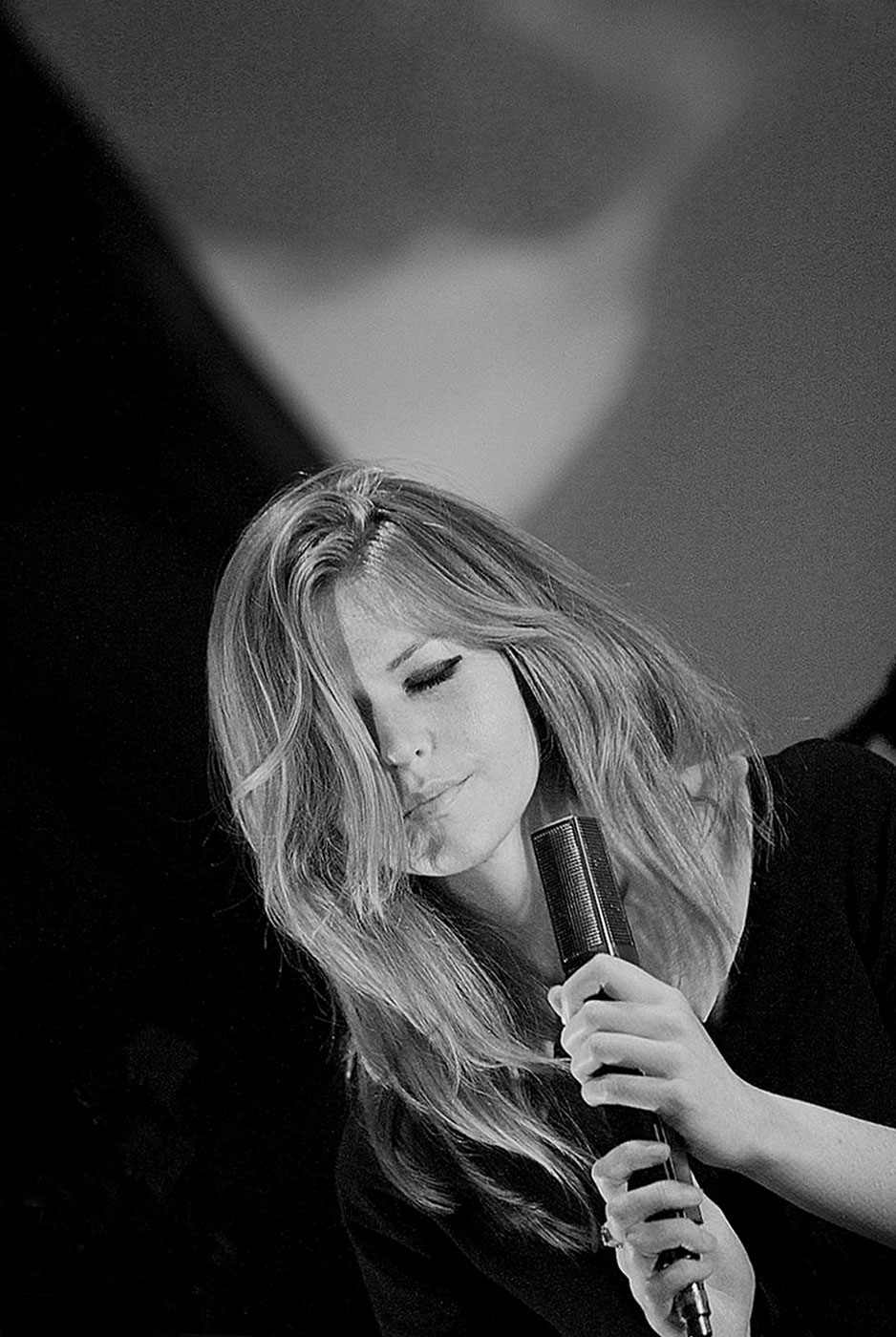 photo chanteuse Still Corner Tessay Murray. Tessat Murray singer for british band Still Corners © Hersey Photographe