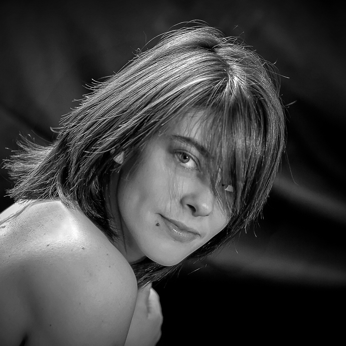 Portrait de Cathy en noir et blanc © Hersey Photographe portrait Uzès Nîmes