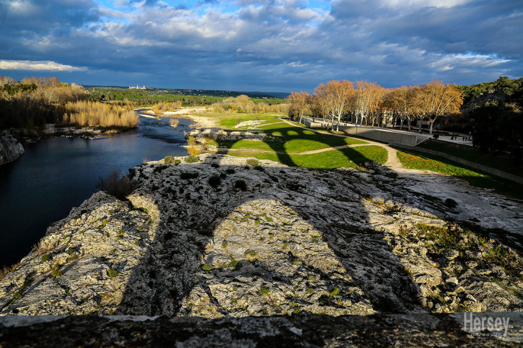 Ombre du Pont du Gard en hiver © Hersey Photographe