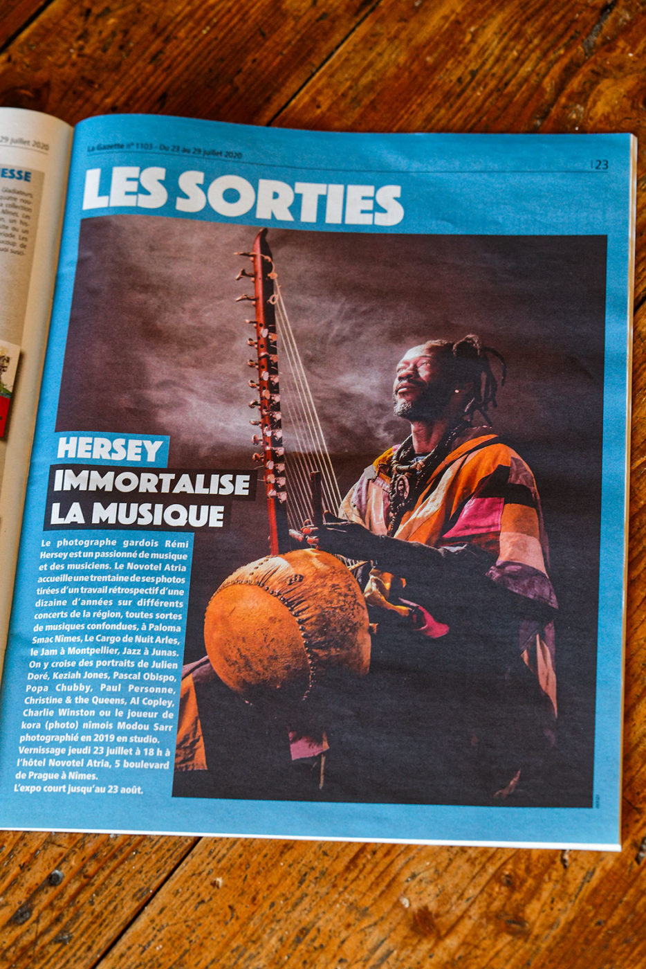 Article la Gazette de Nîmes exposition de photos par Hersey au Novotel Atria de Nîmes