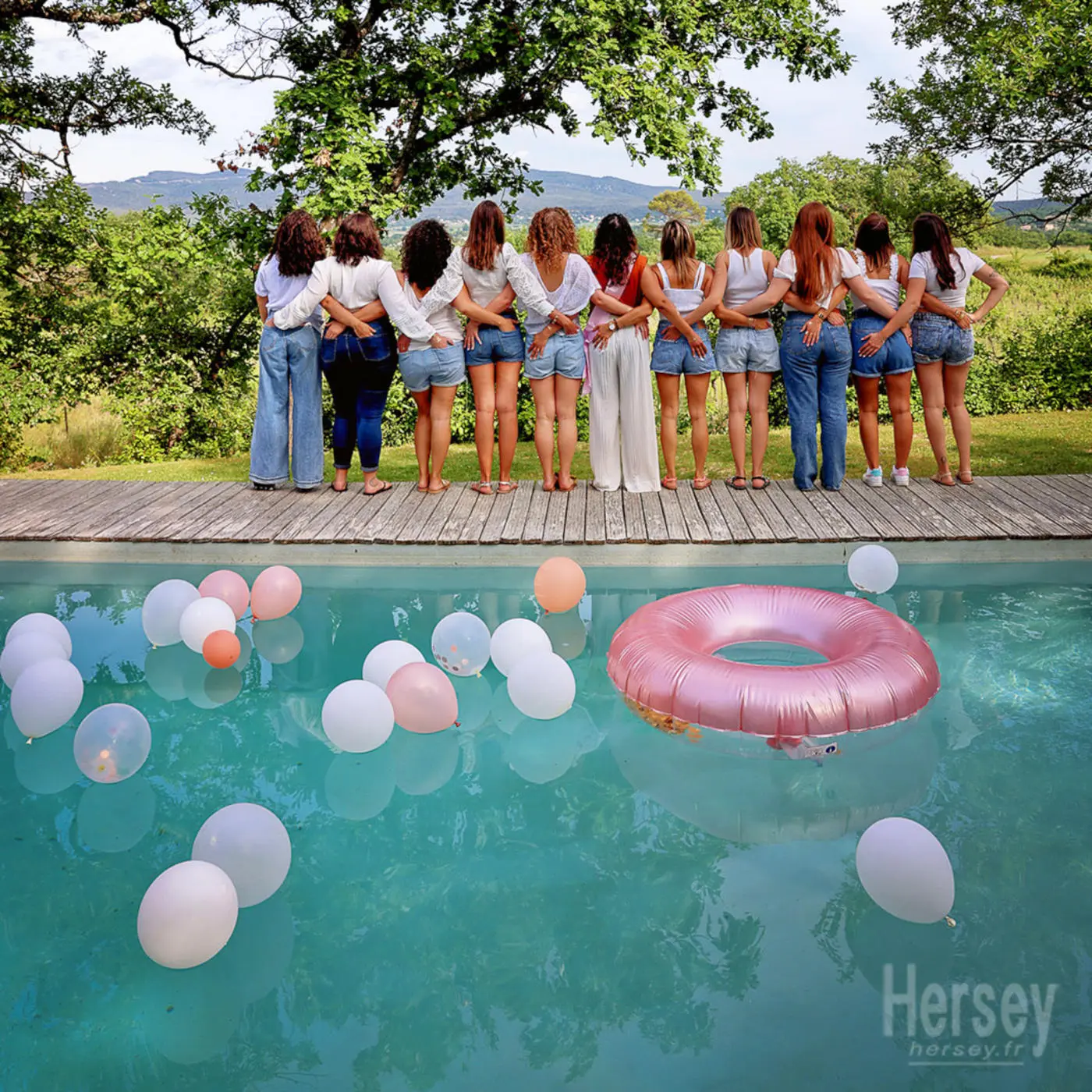 EVJF dans les Cévennes du côté d'Alès Hersey Photographe EVJF Alès Nîmes Gard EVJF dans les Cévennes du côté d'Alès © Hersey Photographe EVJF EVG Alès Nîmes Gard