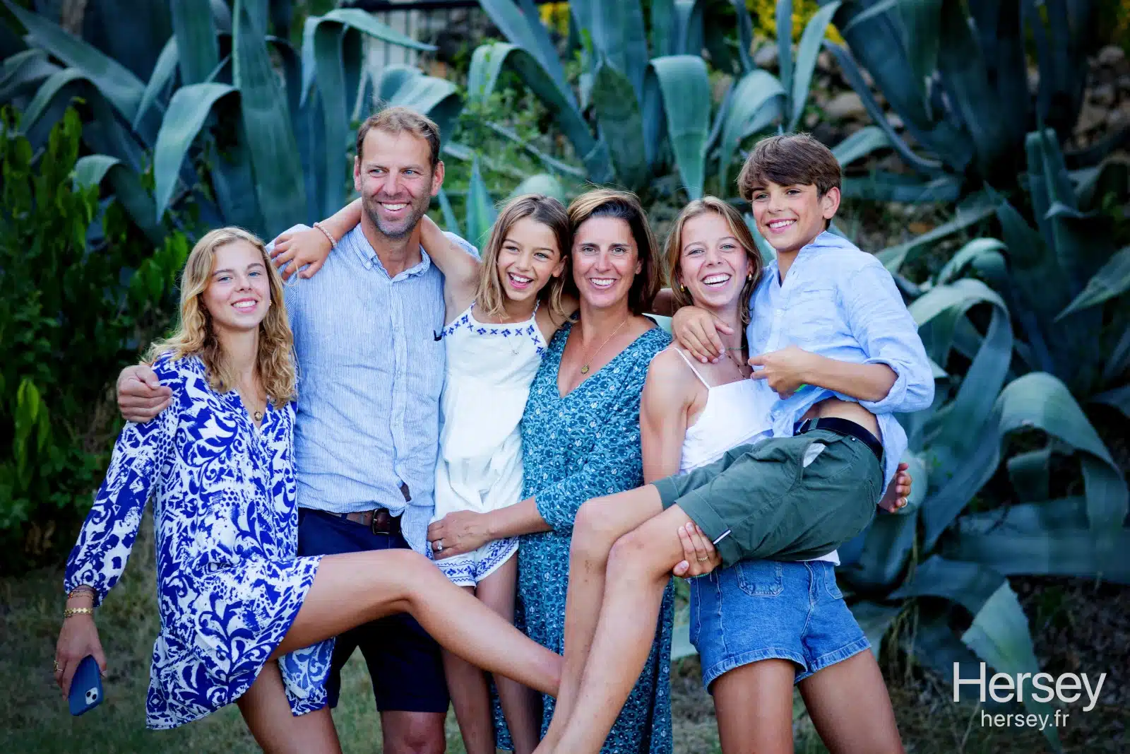 Photo de famille © Hersey Photographe famille Uzès Nîmes Gard Photo de famille © Hersey Photographe de famille Uzès Nîmes Gard
